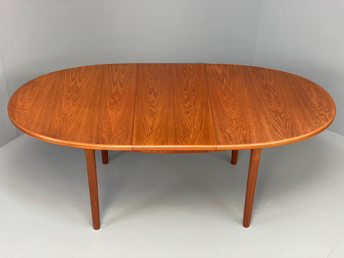 Vintage McIntosh Dining Table Oval Teak Extending Mid Century 1970s Retro EB12928