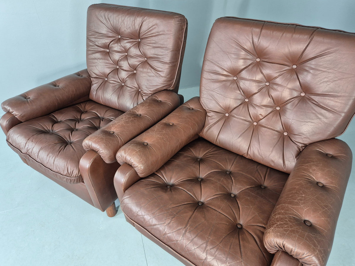 2 Vintage Leather Lounge Chairs 1970s Danish Design Buttoned Retro EB13132