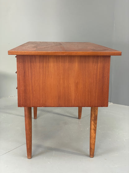 Vintage Danish Teak Desk Mid Century Retro Drawers Beech Legs EB12334