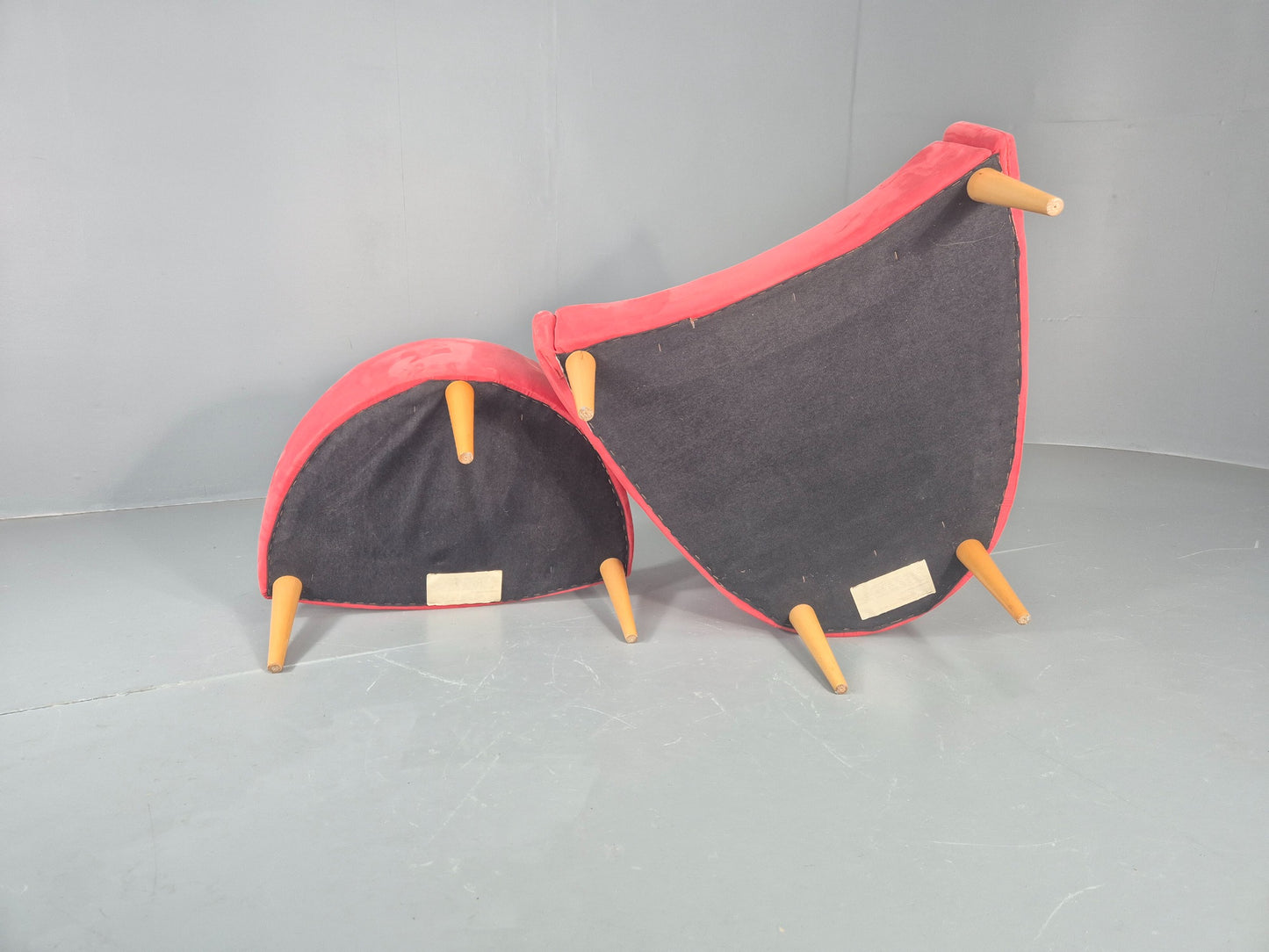 Vintage Silencio Chair and Footstool Pink Velvet Design Richard Ferrer  EB11943