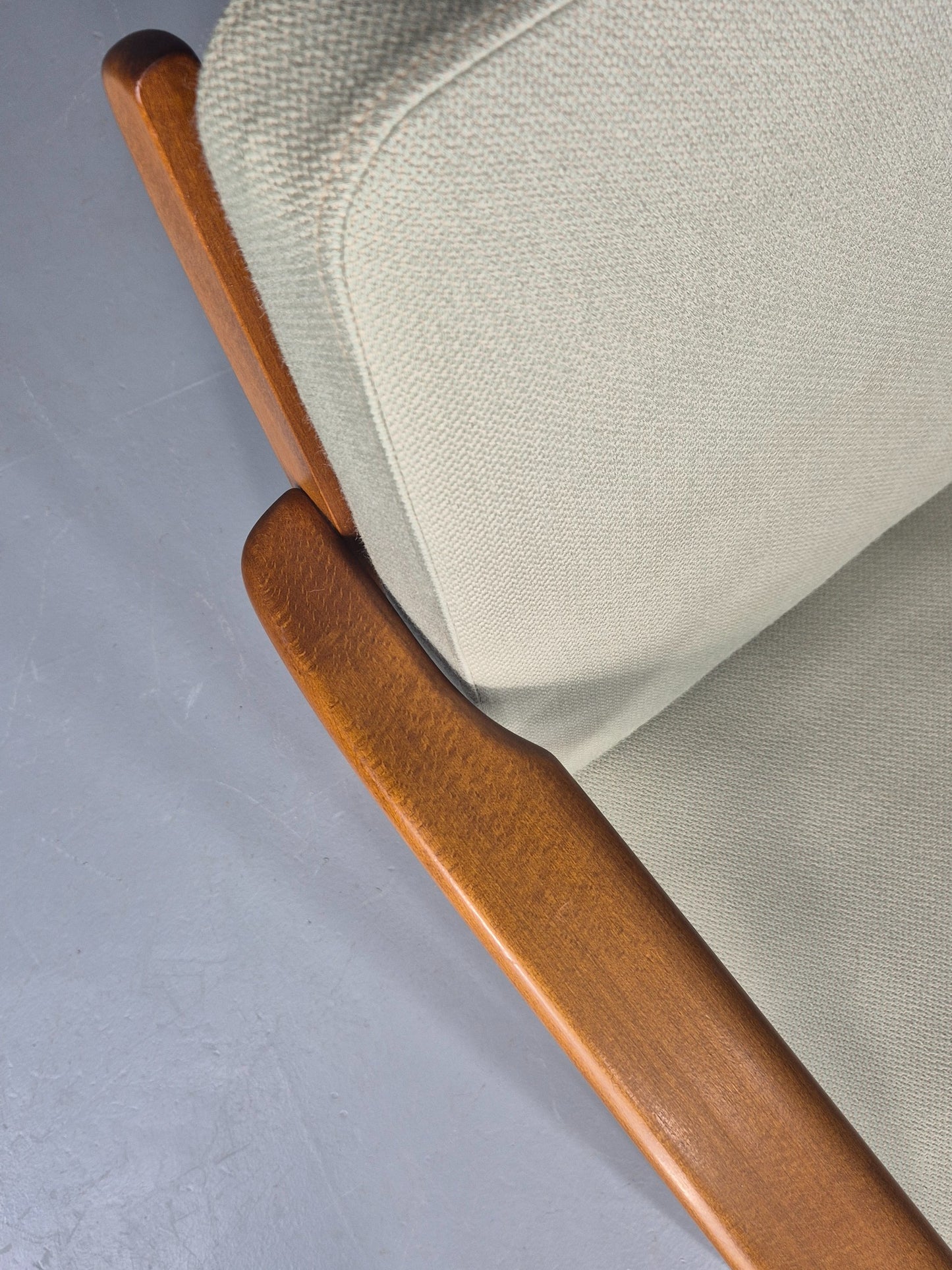 Vintage Mid Century Danish lounge chair Beech Frame 1970s Retro EB11372