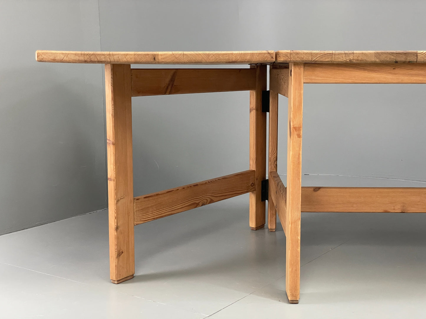 Vintage Ping Dining Table Extending Drop Leaf Chunky Solid Rustic EB10867