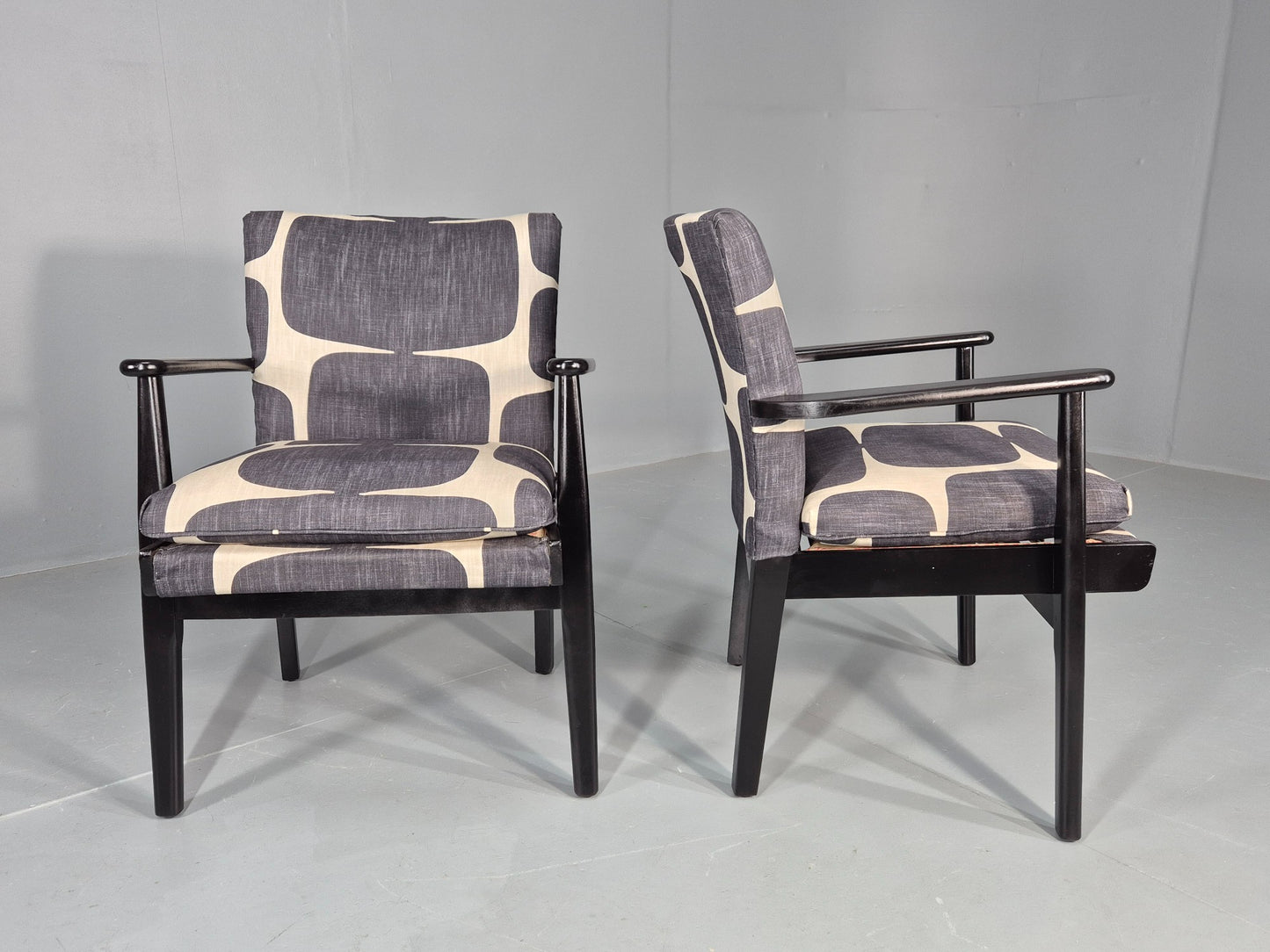 2 Vintage 1960s Lounge Chairs Parker Knoll New Upholstery EB11847