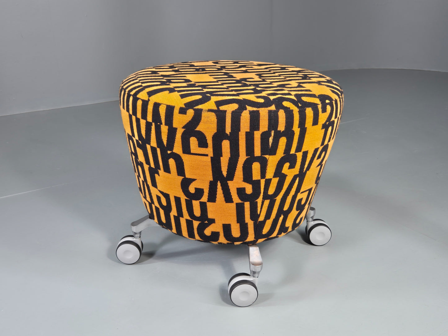 Vintage Orange Box Point Stool Wheely Fun Office Stools EB12237