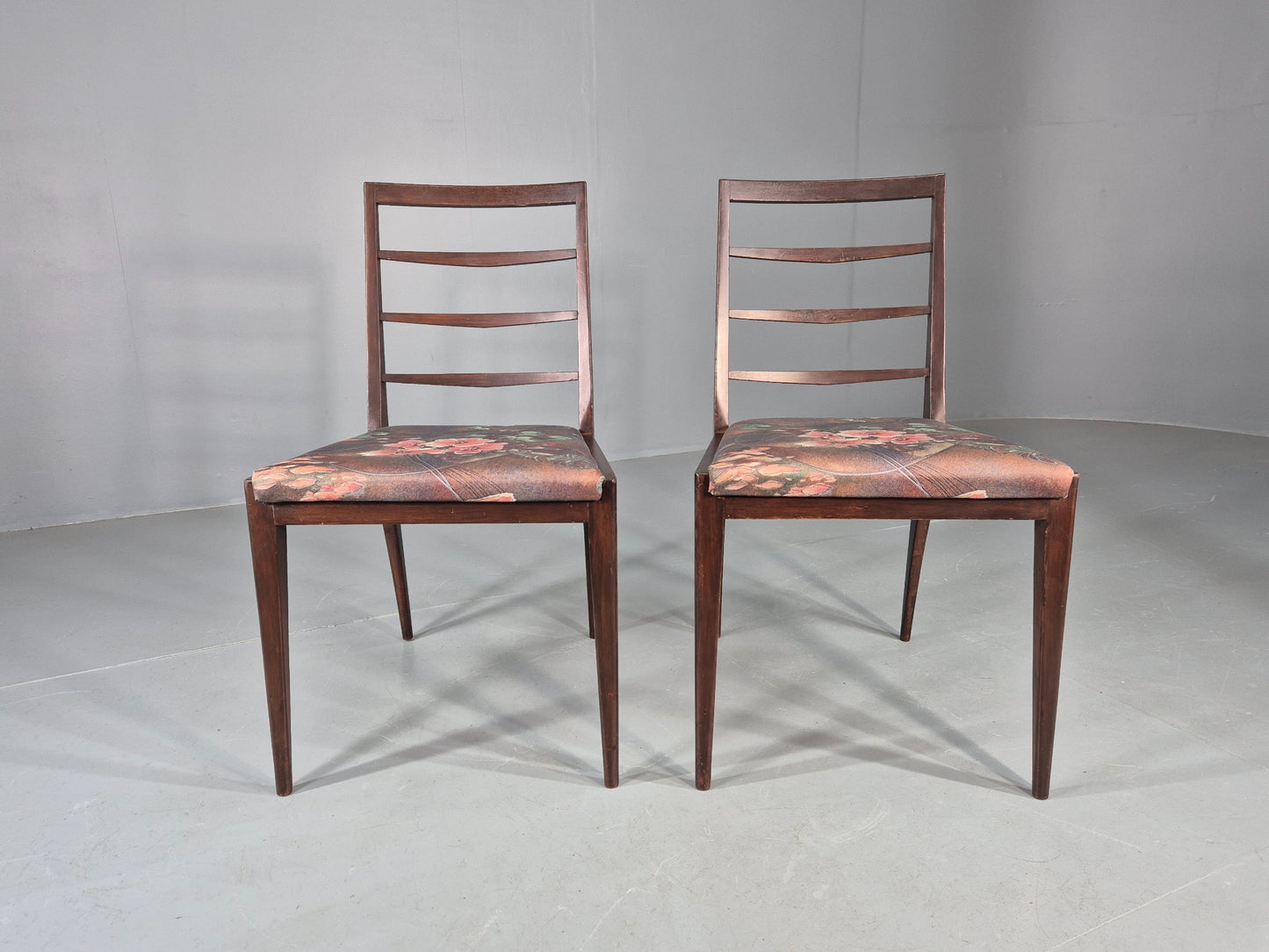 2 Vintage McIntosh Dining Chairs 1960s Retro Floral Upholstery EB12177