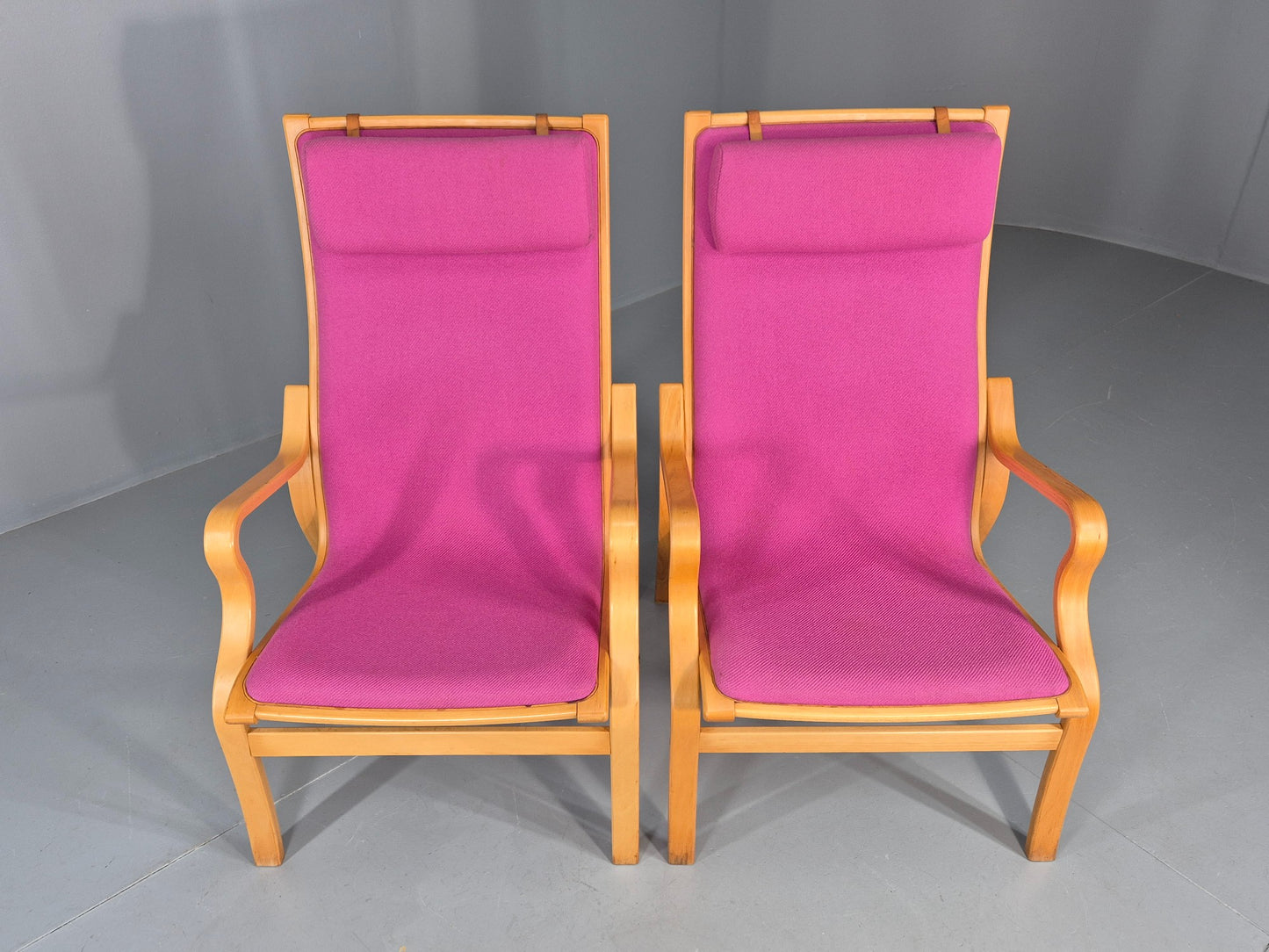 2 Vintage Bentwood Lounge Chairs Finn Ostergaard Pink Wool Retro EB12143