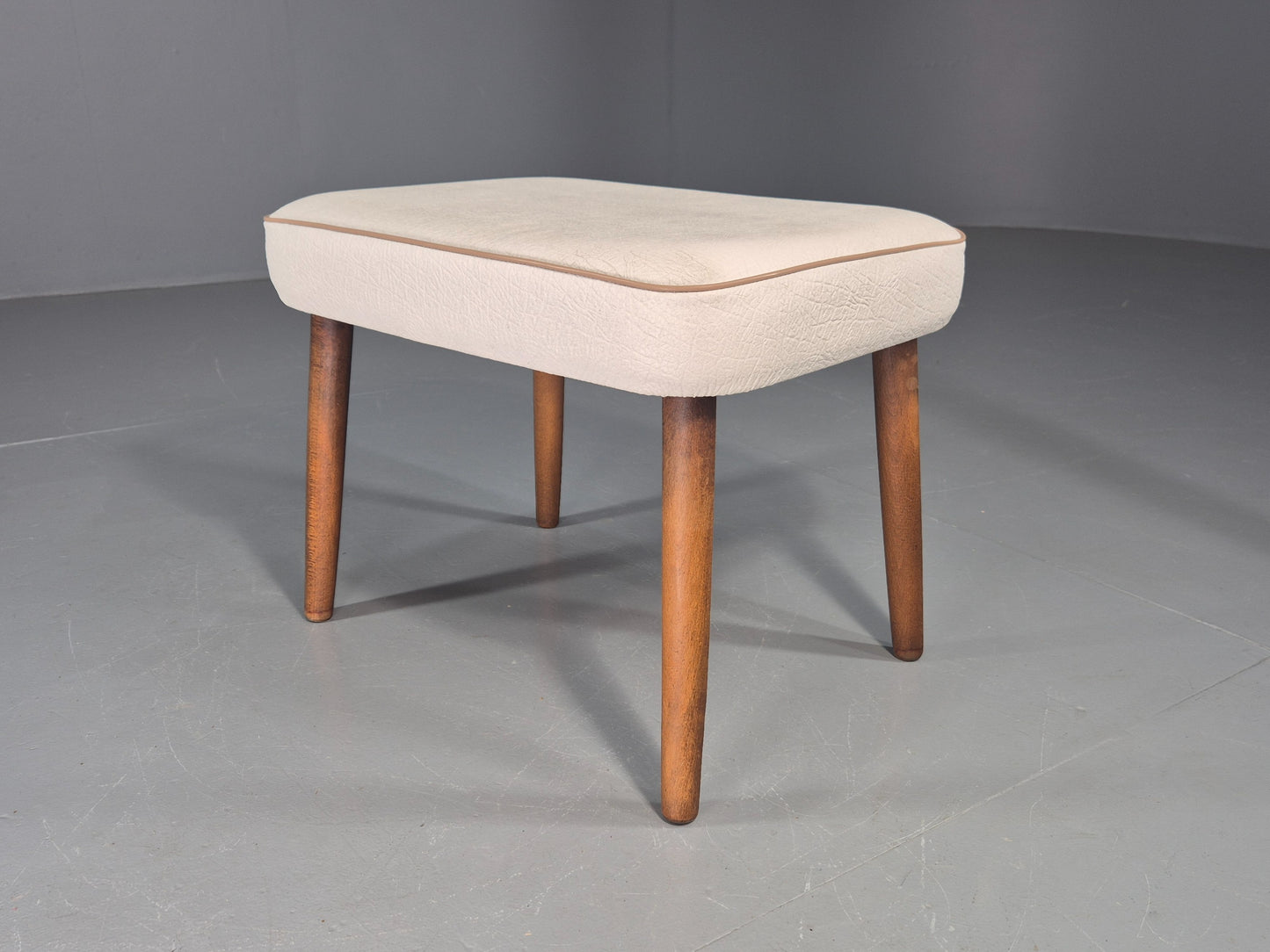 Vintage Mid Century Footstool Danish Cream Vinyl Retro 1960s EB12054