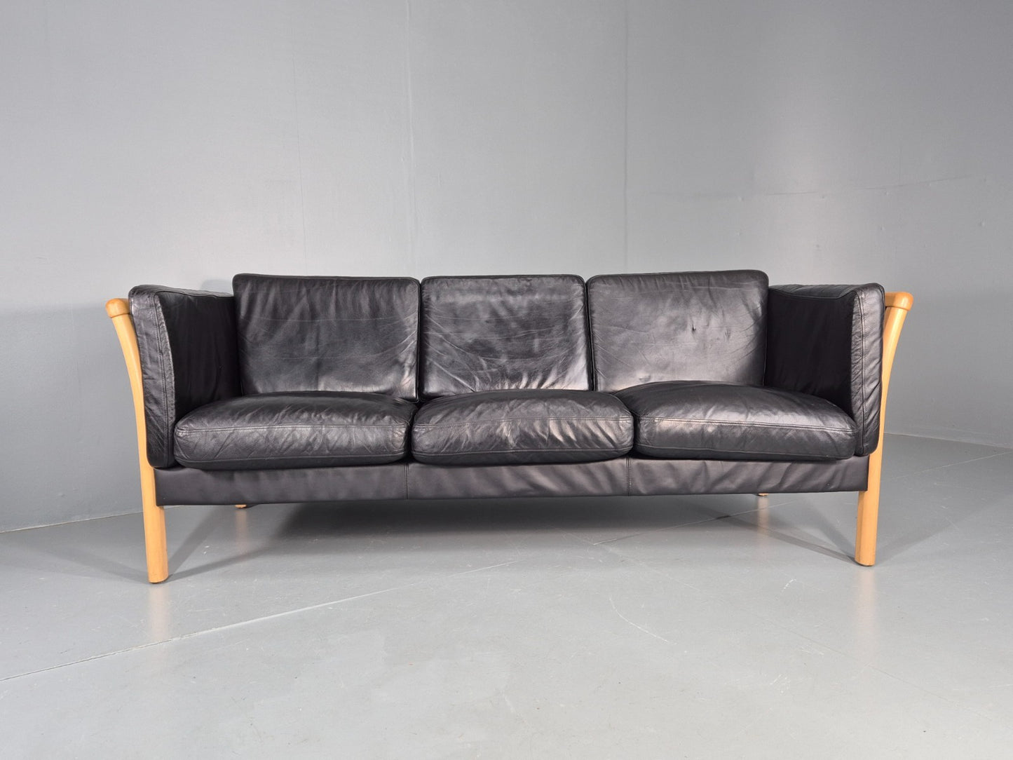 Vintage 3 Seater Sofa Danish Black Leather Mid Century Design Retro EB11925 M3SS