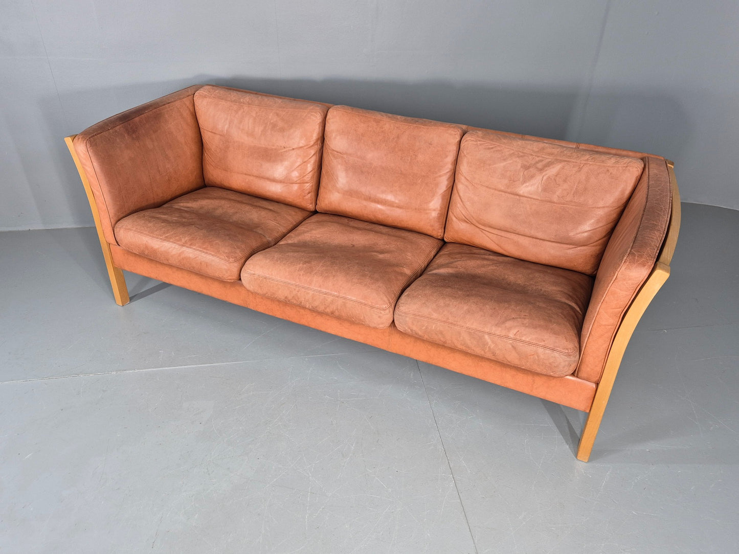 Vintage 3 Seater Sofa Tan Leather Stouby Style 1980s Retro MCM EB10104