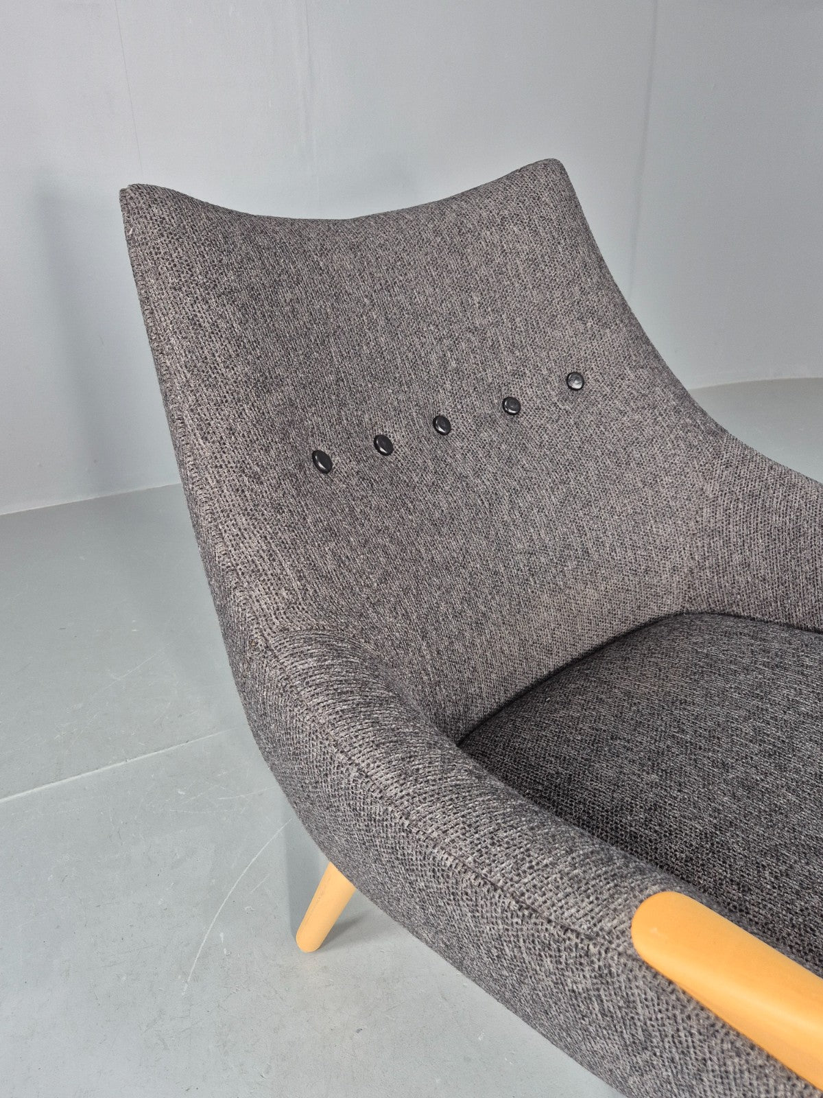 Vintage Mama Bear Matzform Lounge Chair Grey Beech Danish Modern Design EB12317