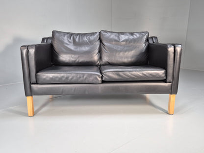 Vintage 2 Seater Sofa Black Leather 1980s Retro Mid Century Style EB08614
