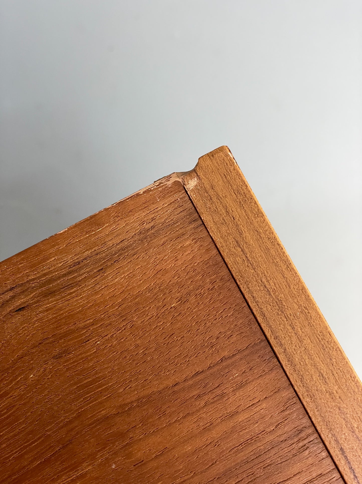 Vintage 1970s Teak Cabinet Sliding Doors Retro Handles Shelving EB11503
