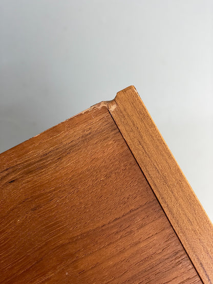 Vintage 1970s Teak Cabinet Sliding Doors Retro Handles Shelving EB11503