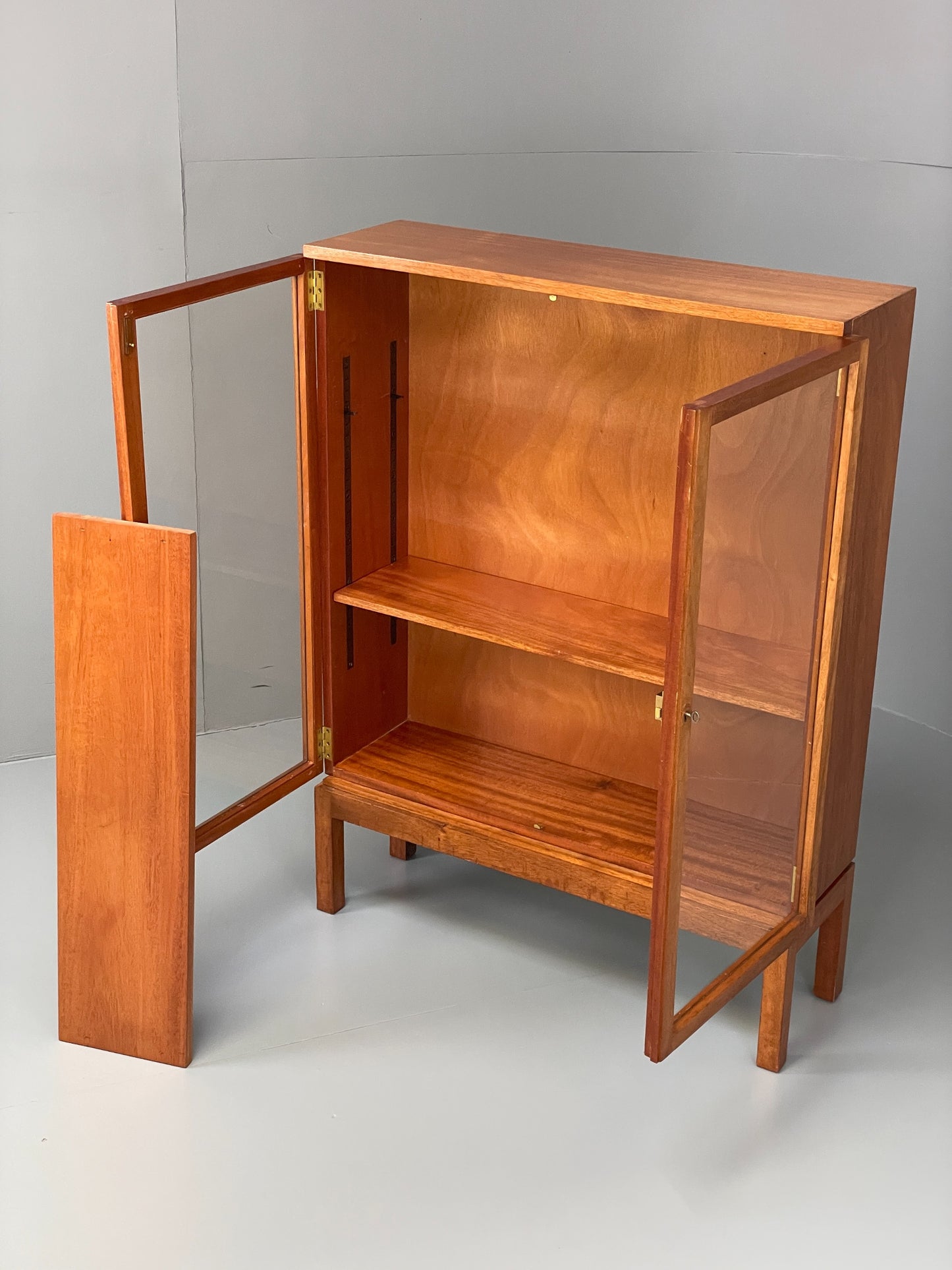 Vintage Bookcase Enham Military Glass Doors 1960s Midcentury Mahogany EB12609
