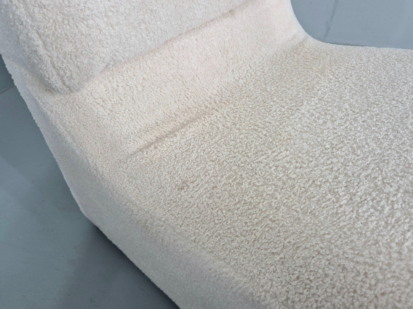 4 Vintage Modular 1970s Seats Reupholstered in white Boucle MCM Retro  EB12560