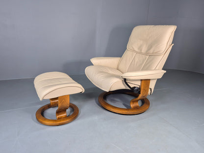 Vintage Stressless Chair and Stool Cream Leather Ekornes Original 1990s EB13078