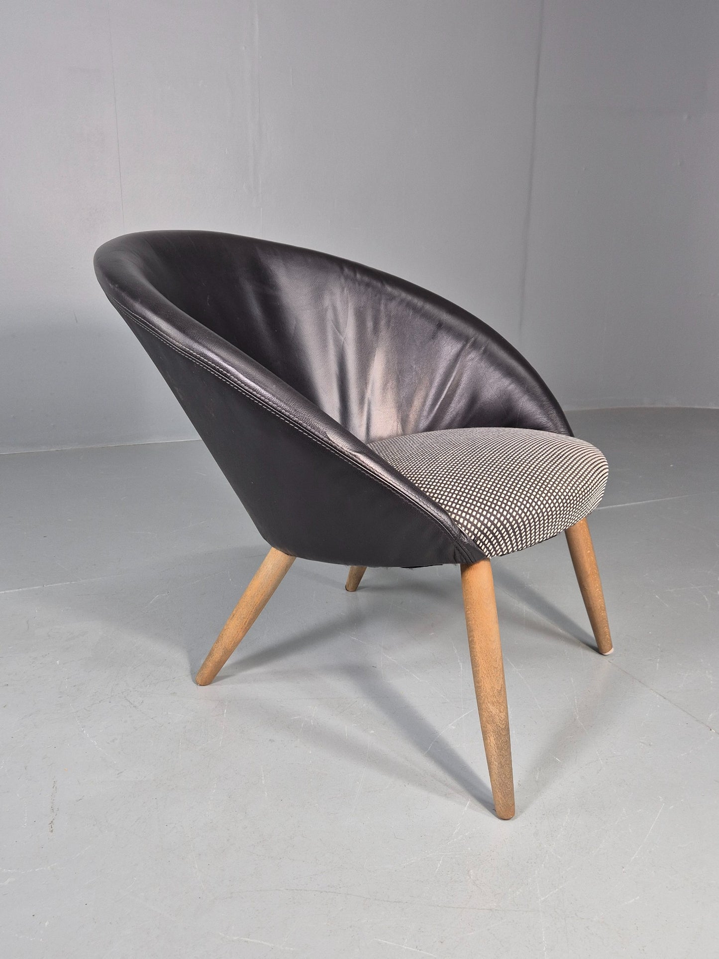 Vintage Mid Cenbtury Danish Tub Chair Ditzel Style 1960s Retro EB12105