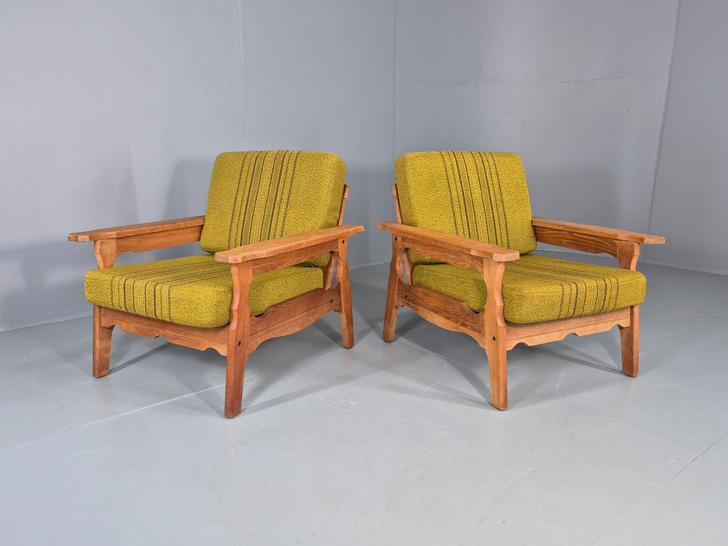 2 Vintage Lounge Chairs 1970s Danish Kjaernulf Oak Frames Green Cushions EB12780