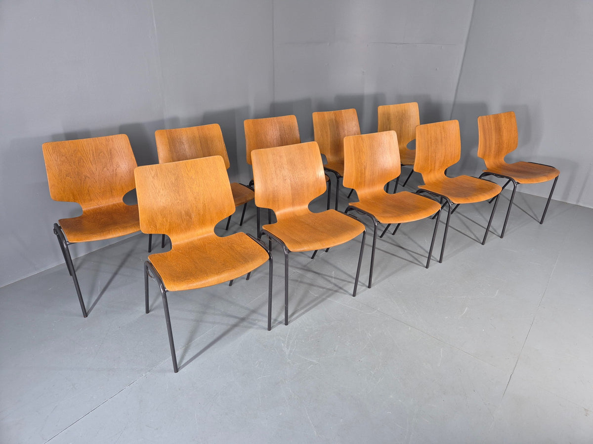 10 Vintage Stacking Chairs Industrial Danish Design Bent Ply Retro MCM EB12659