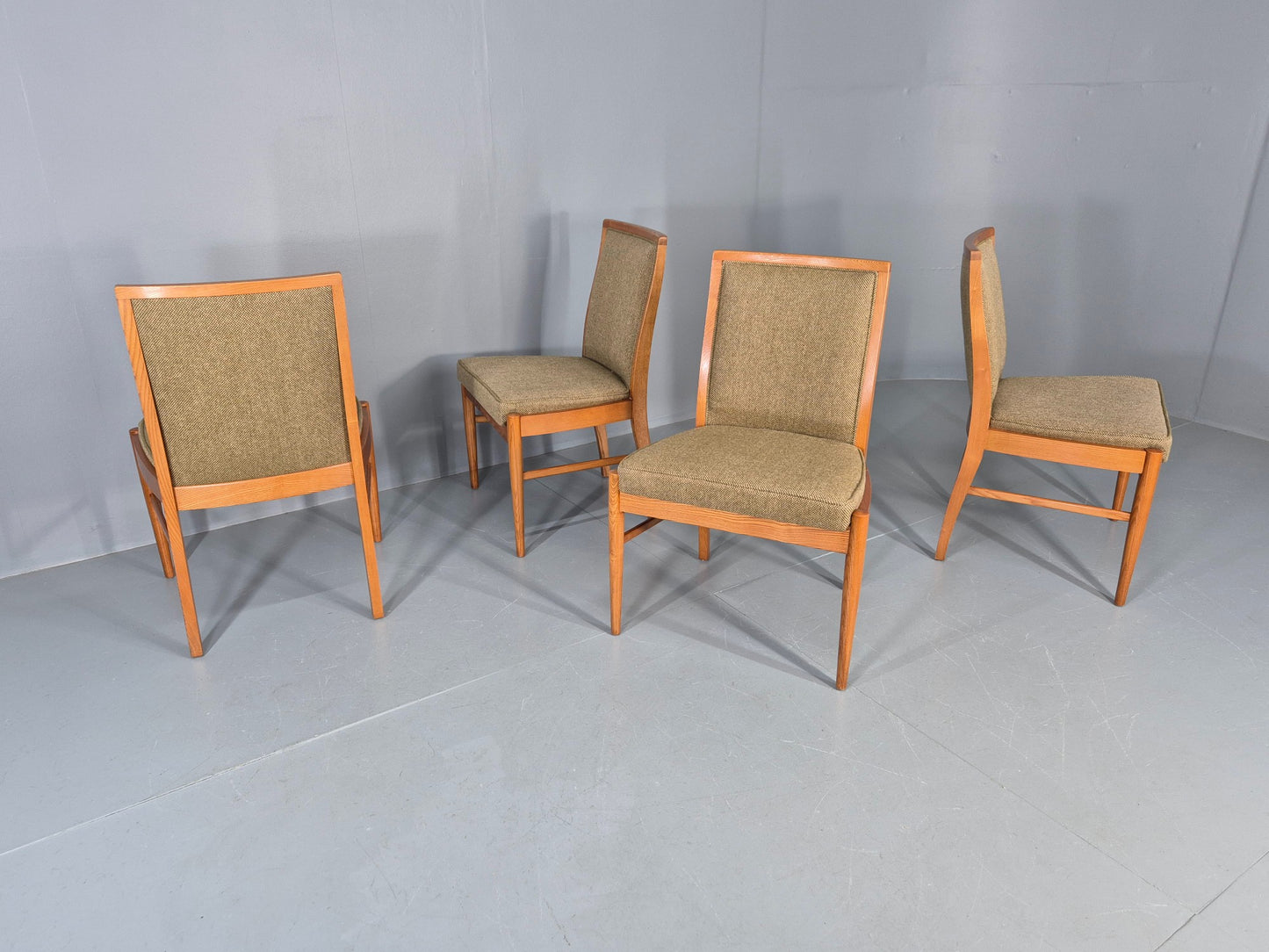 4 Vintage 1970s Elm Frame Dining Chairs Mid Century Retro Wool Seats EB12179