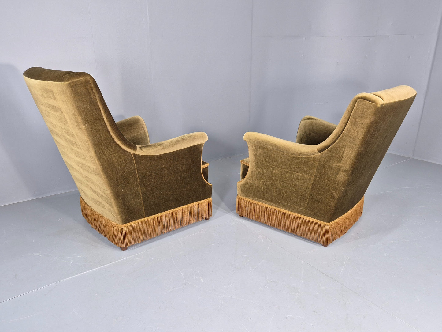 2 Midcentury Danish Lounge Chairs Green Velour Velvet Tassels 1960s EB12646