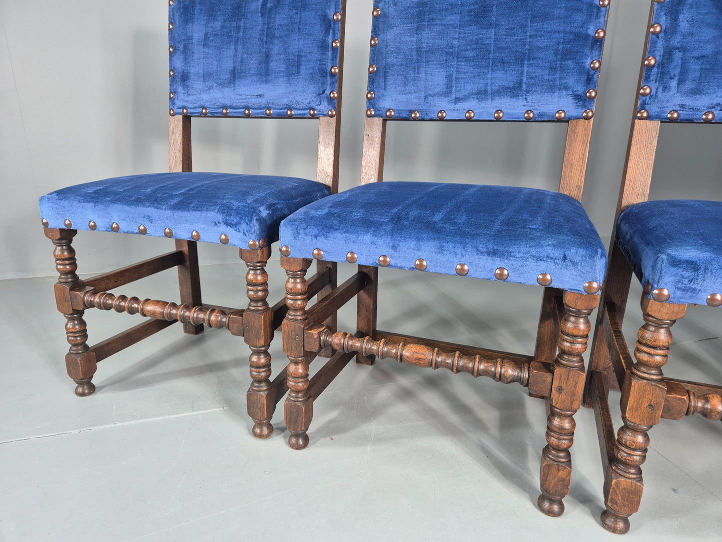Antique Louis XIII Style Oak Dining Chairs Blue Velour Upholstery EB12795