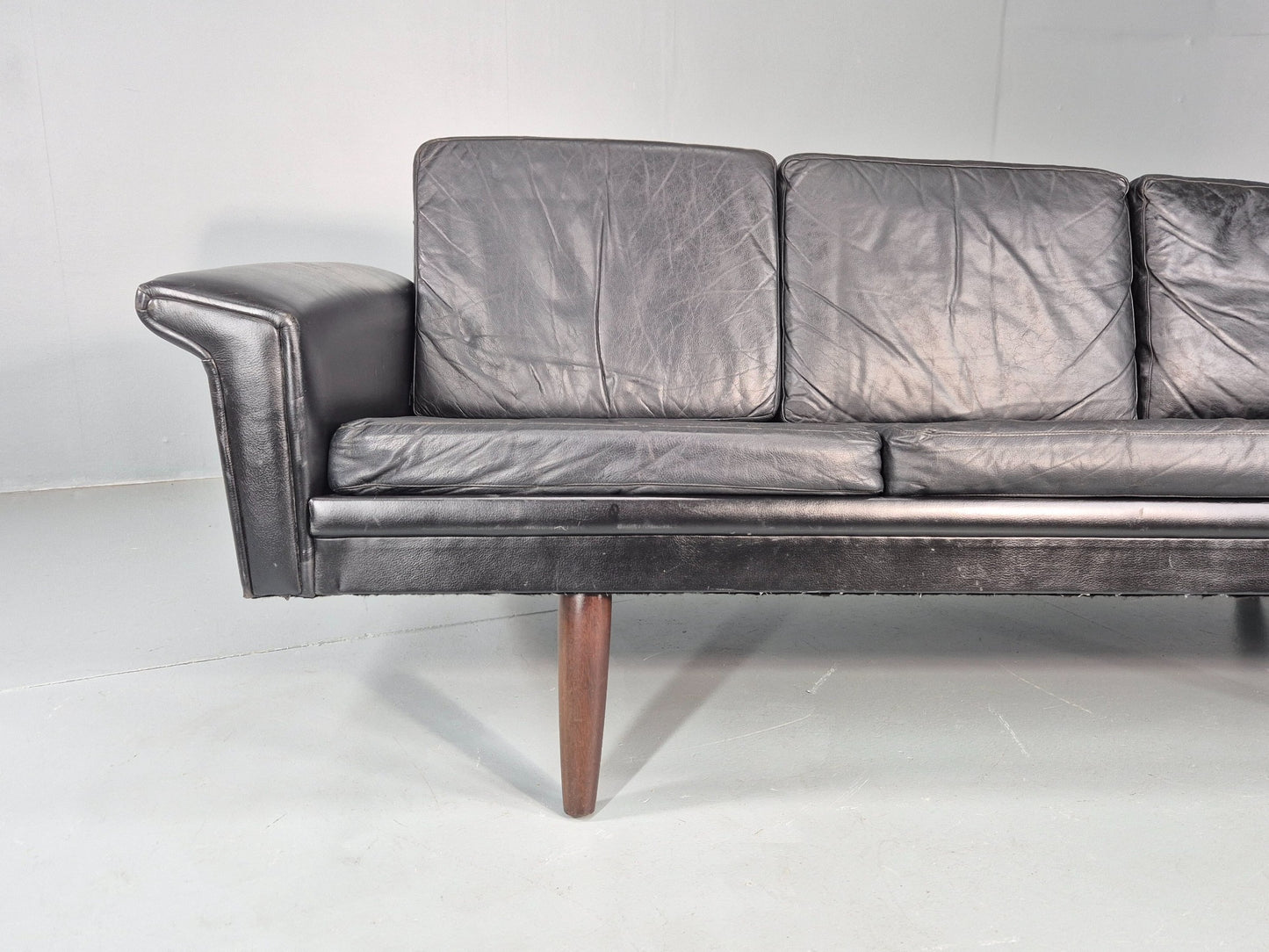 1960s 3-seater sofa Danish Design Black Leather Mid Century Retro Teak  EB10279