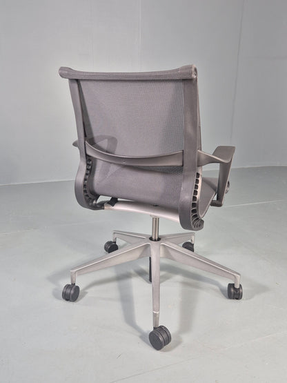 Herman Miller Setu Office Chair Modern design Quality Comfortable EB12572