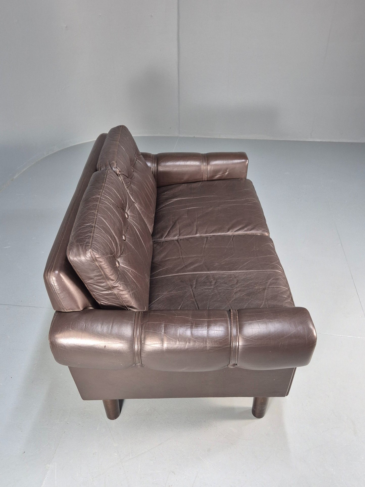 Vintage Danish 2 Seater Brown Leather 1970s Retro Danish MCM Buttoned EB09944