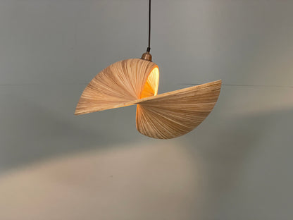 Verza Bamboo Pendant Lamp Freeform Shape Sustainable Handcrafted