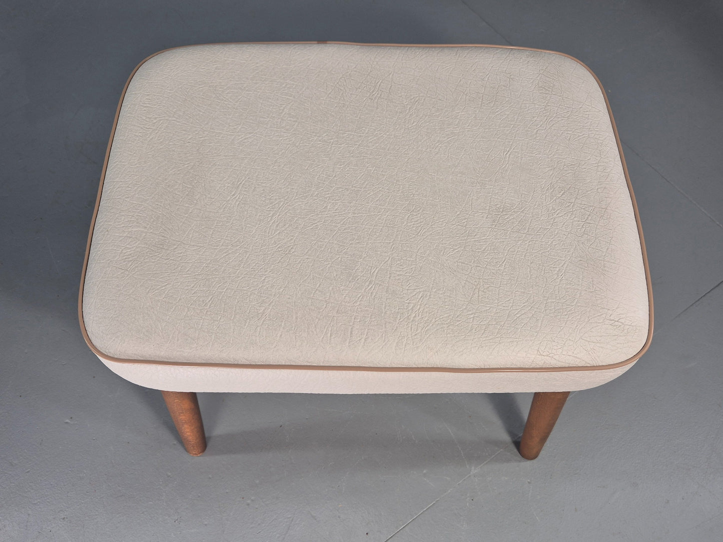 Vintage Mid Century Footstool Danish Cream Vinyl Retro 1960s EB12054