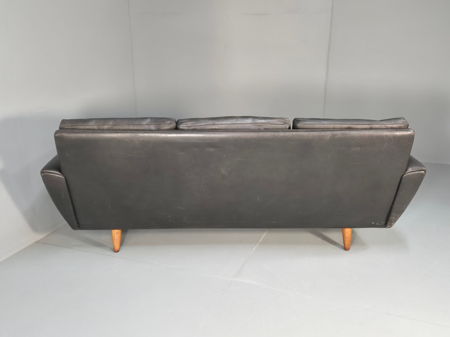 Vintage 3 Seater Black Leather Sofa 1960s Danish Thams Retro MCM EB09926
