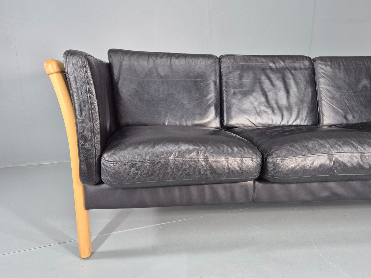 Vintage 3 Seater Sofa Danish Black Leather Mid Century Design Retro EB11925 M3SS