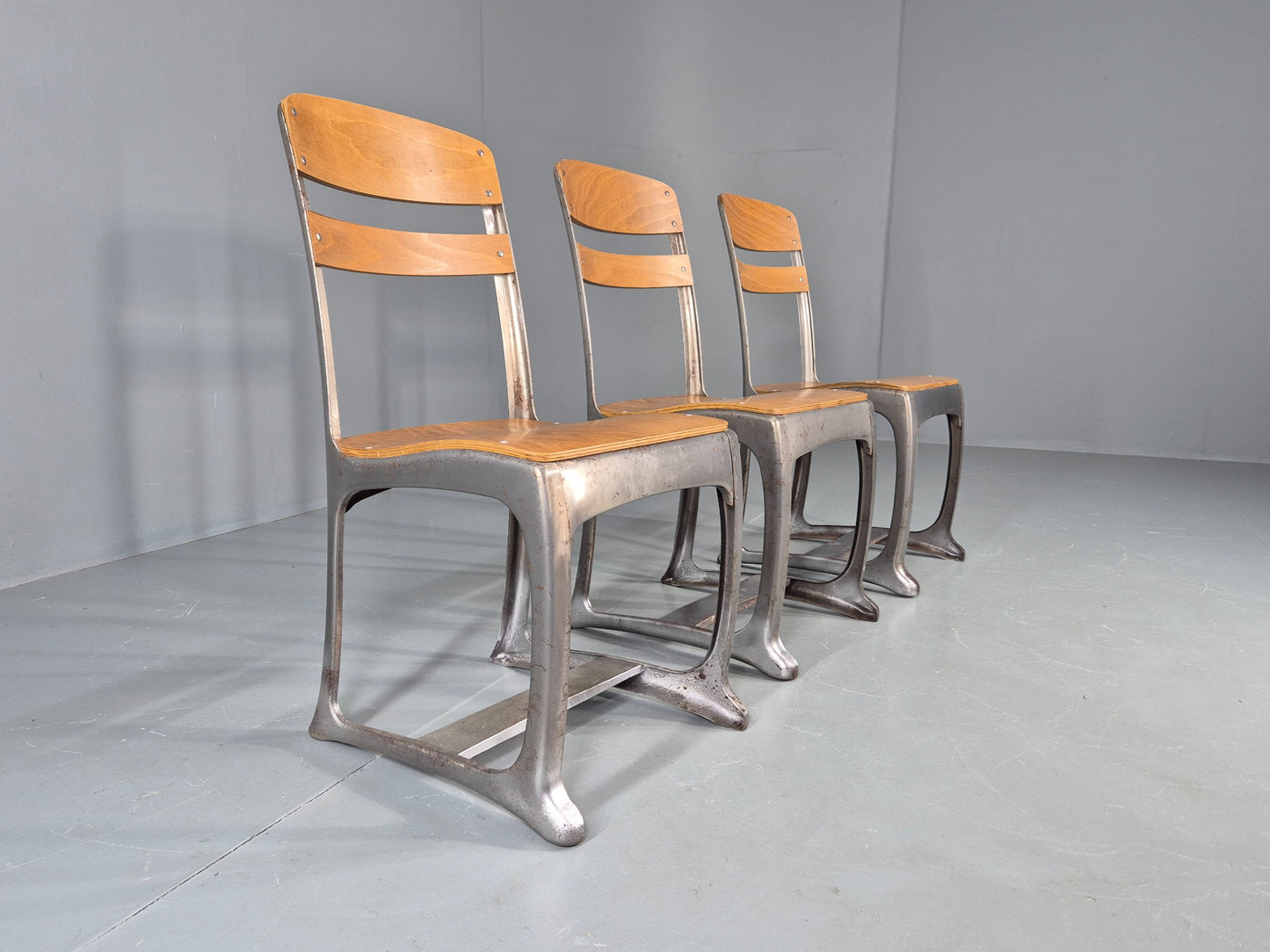3 Vintage American seating Co. Envoy Chairs Adult size Retro MCM 1950s EB12552