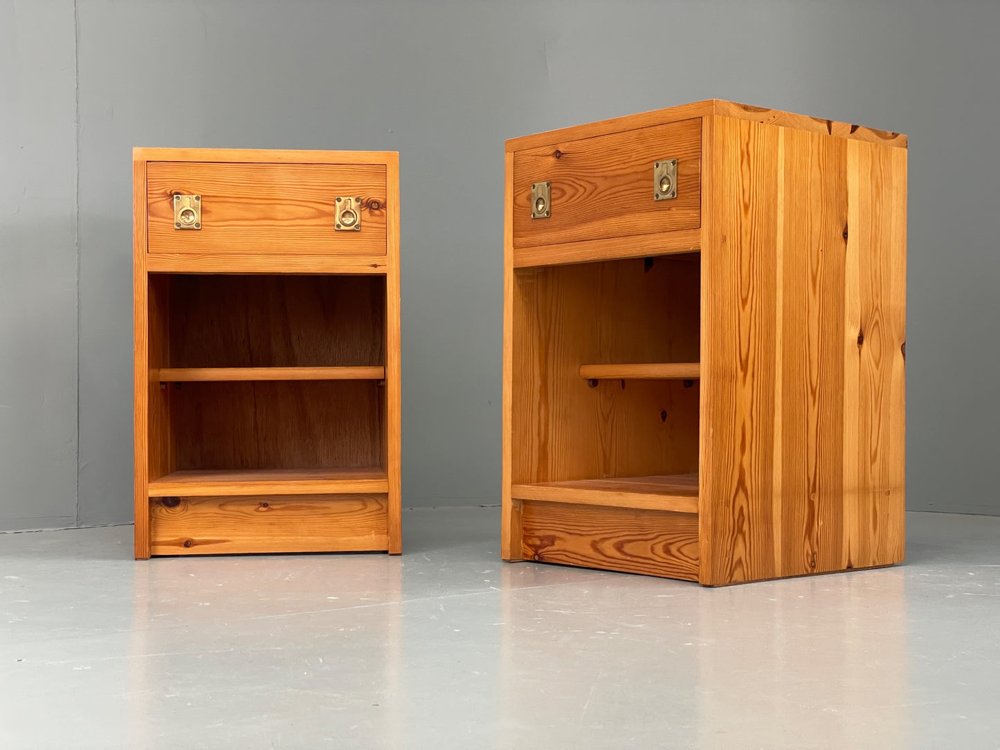 Vintage Pine Bedside Cabinets Pair 1970s Retro Drawers Brass Handle EB12904