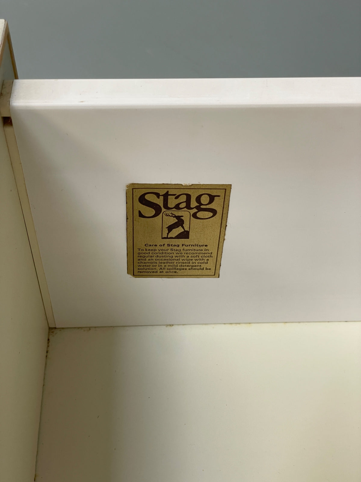 Vintage Bedside Cabinets Pair Stag White Retro 1980s Drawers Oak Top EB12956