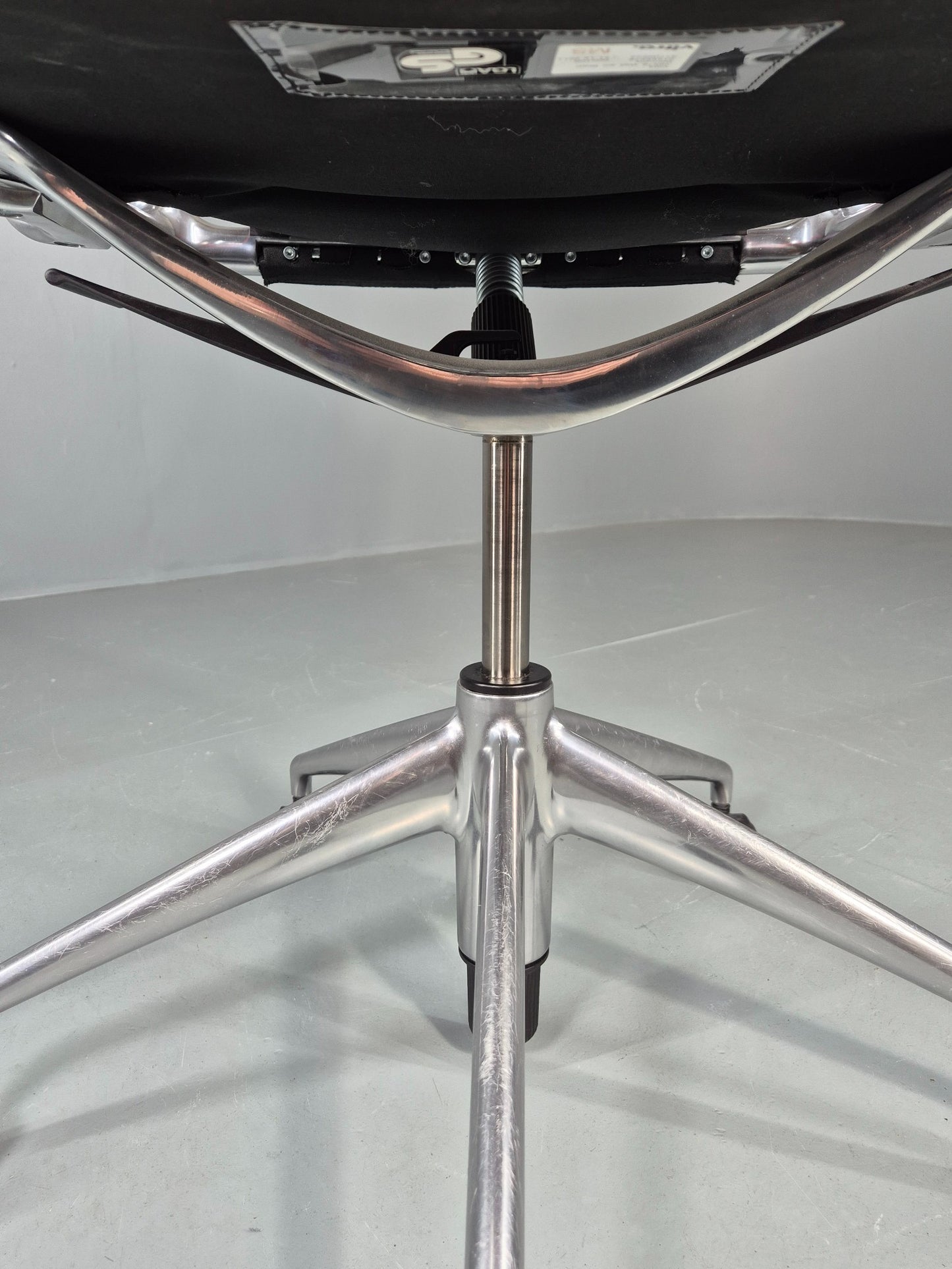 Vintage Vitra Media Office Chair Red and Black EB12256