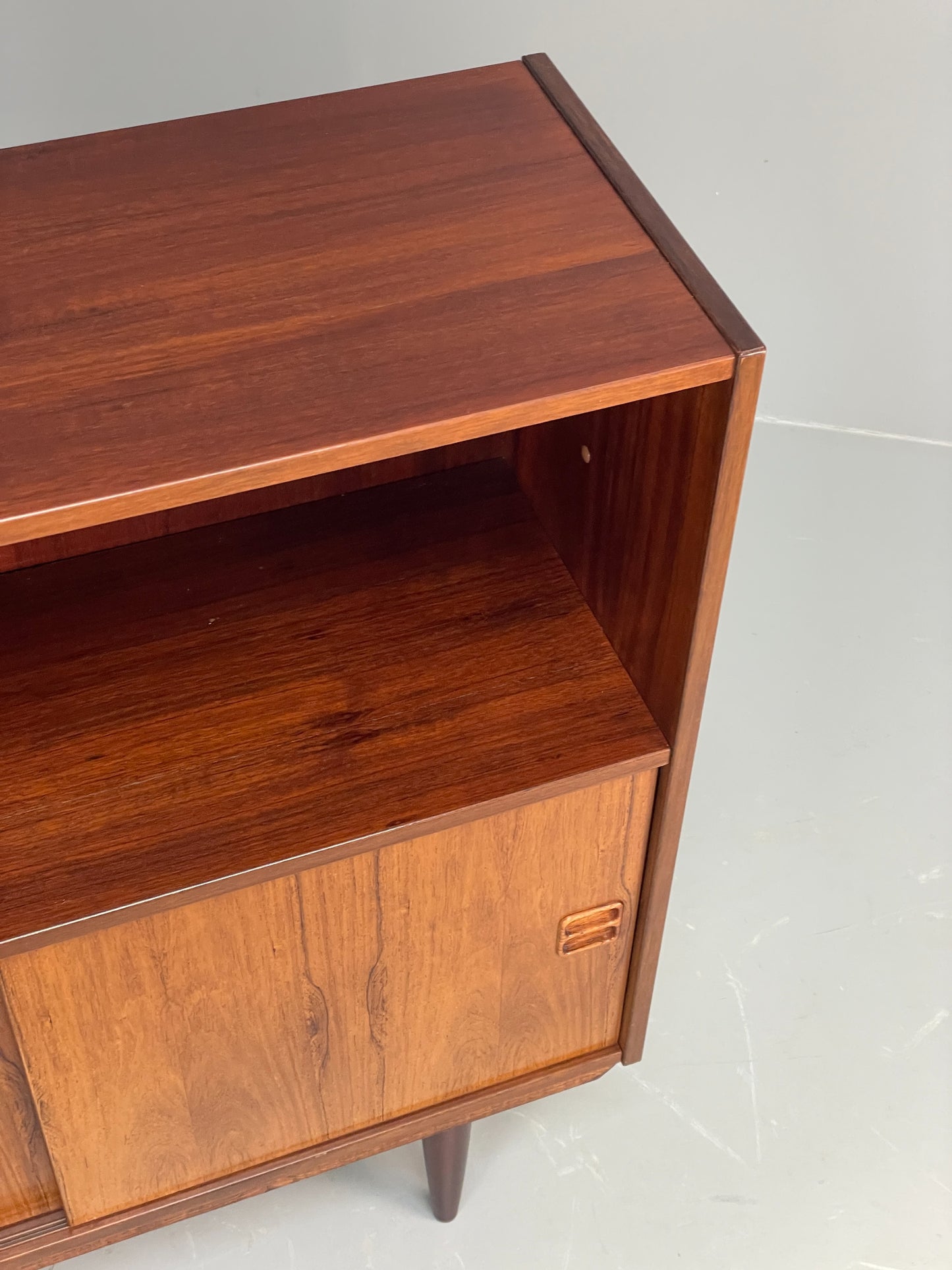 Vintage Danish 1960s Bookcase Cabinet Darkwood Sliding Mid Century Retro EB11992