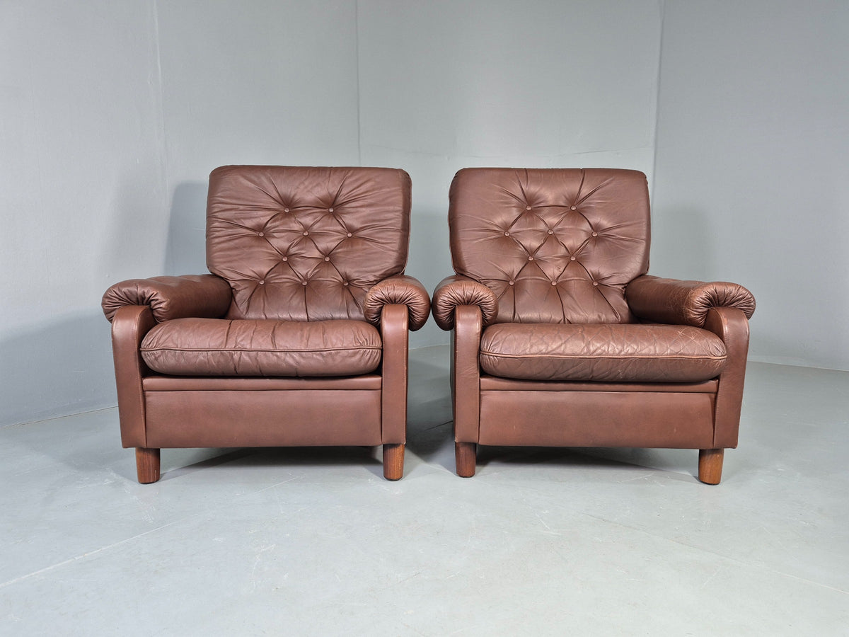 2 Vintage Leather Lounge Chairs 1970s Danish Design Buttoned Retro EB13132