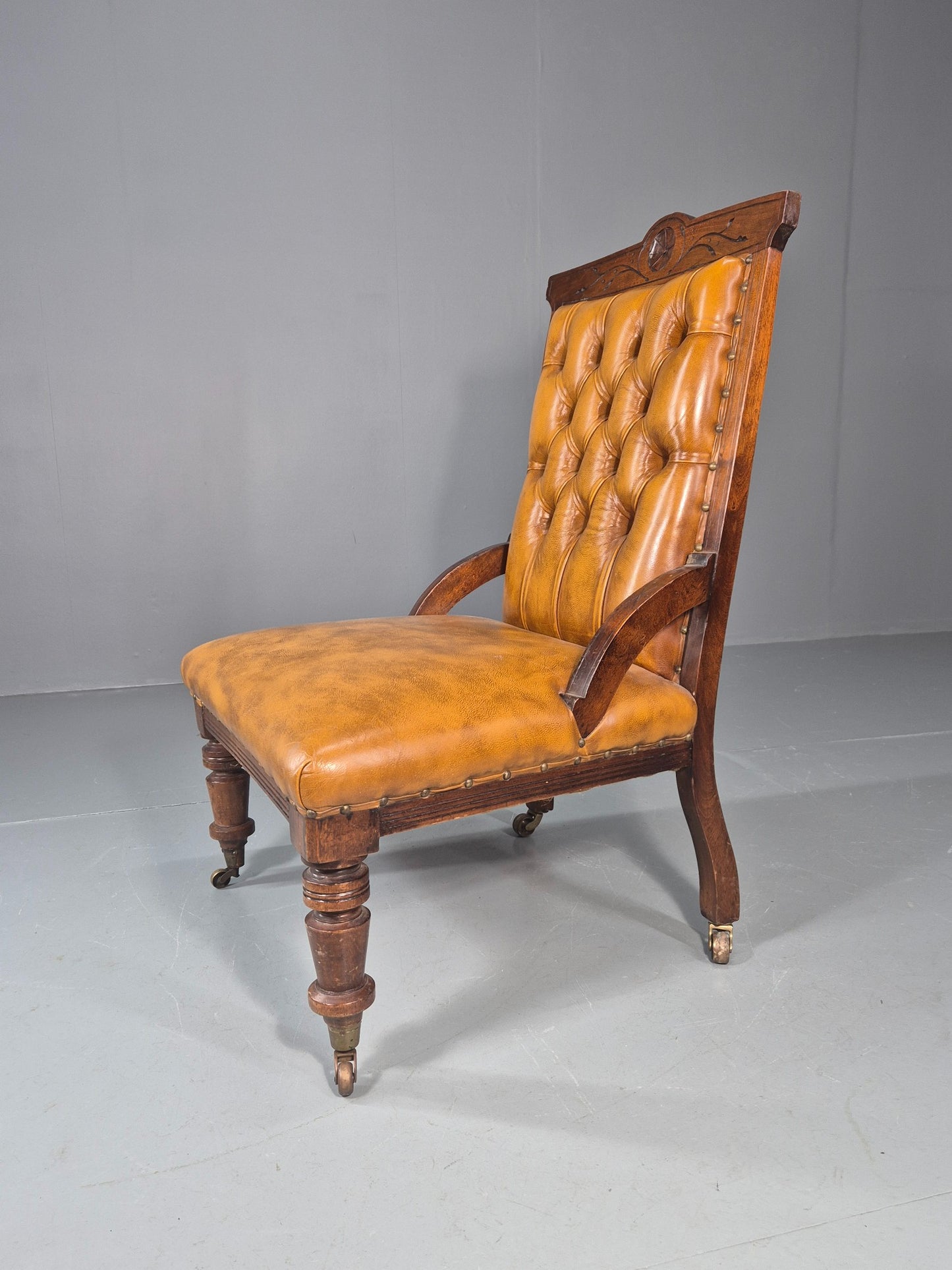 Antique Library Chair Deep Buttoned Tan Leather Oak Frame 1900s EB11657