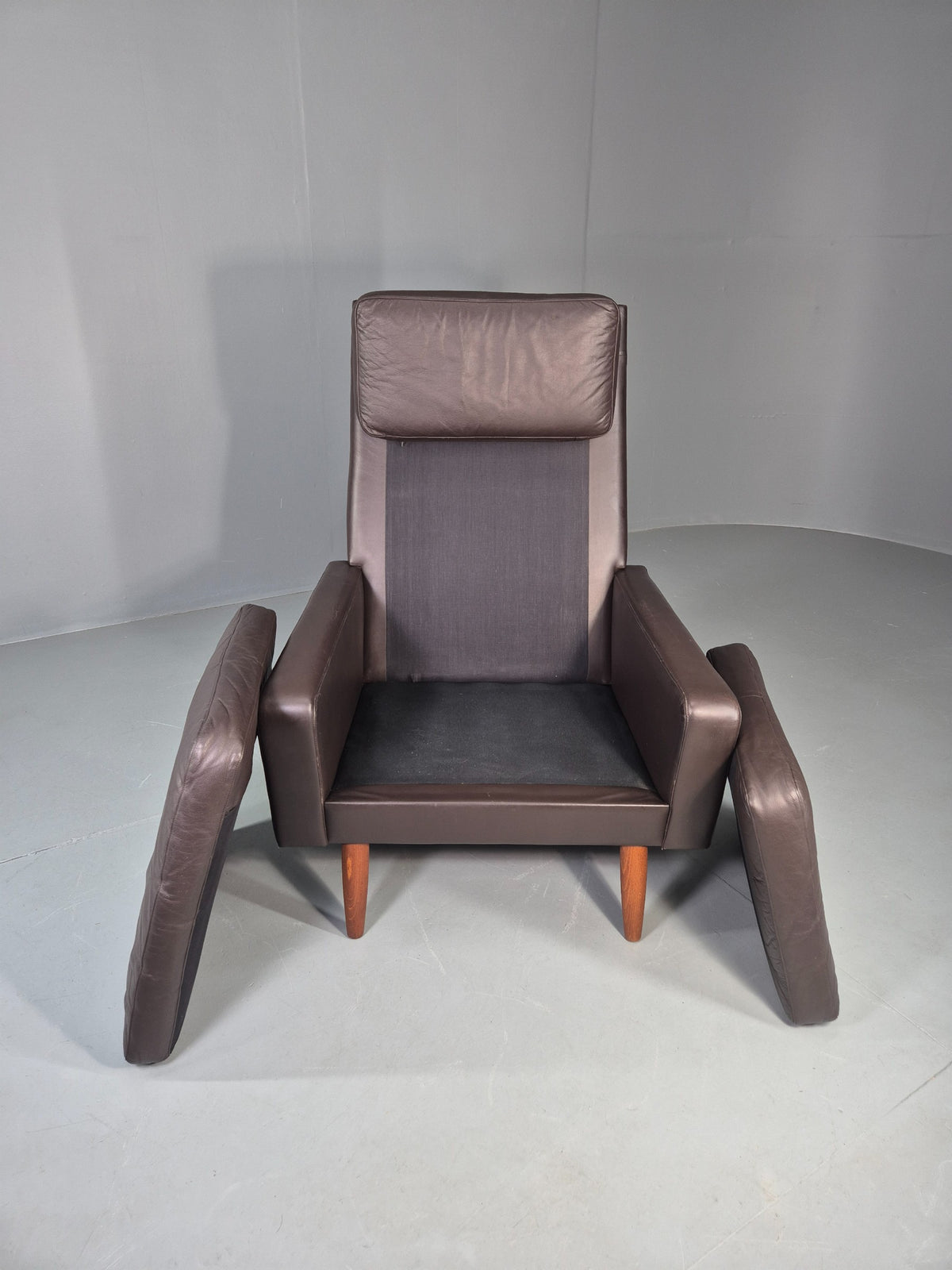 Vintage Danish Design Lounge Chair Brown Leather 1960s High Back MCM  EB13064