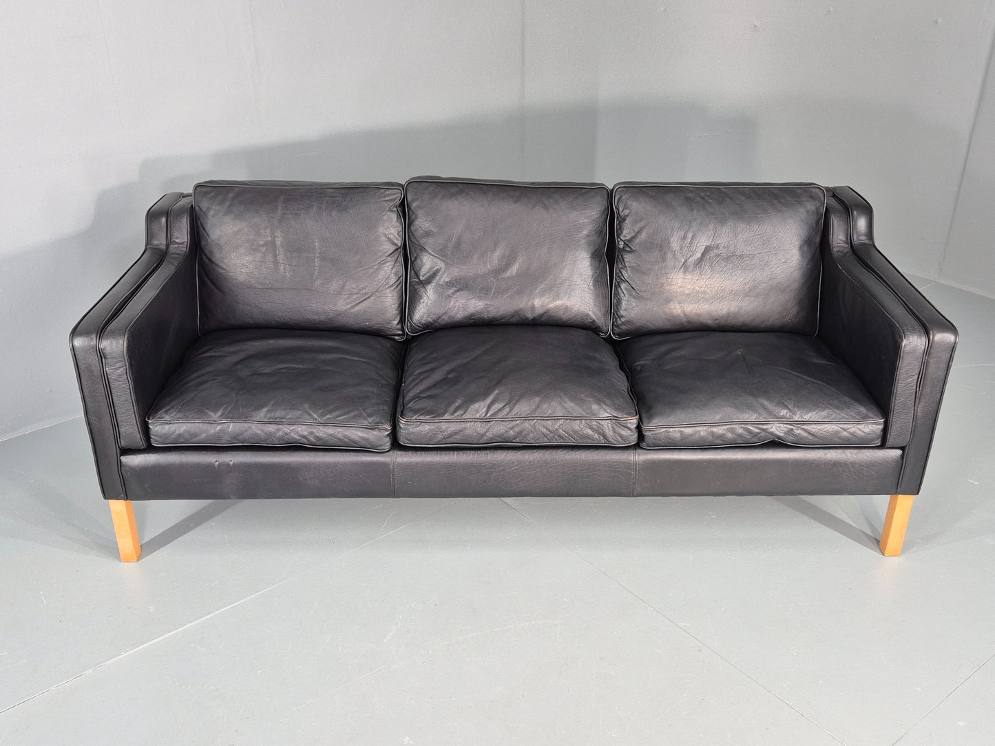 Vintage 3 Seater Sofa Danish Black Leather 1980s Retro MCM Quality EB12434