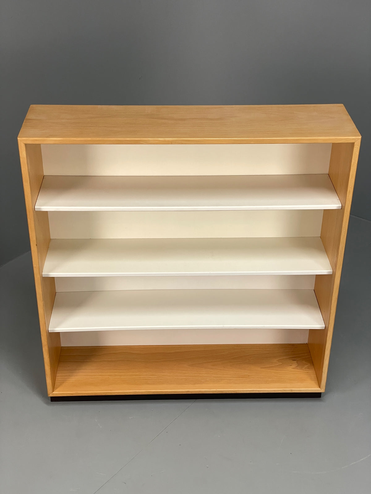 Vintage 1980s Beech Bookcase White Vinyl Base Adjustable Shelving Retro EB13170
