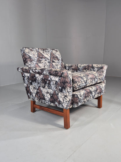 Vintage Midcentury Modern lounge Chair Swedish Design Abstract Pattern EB11100