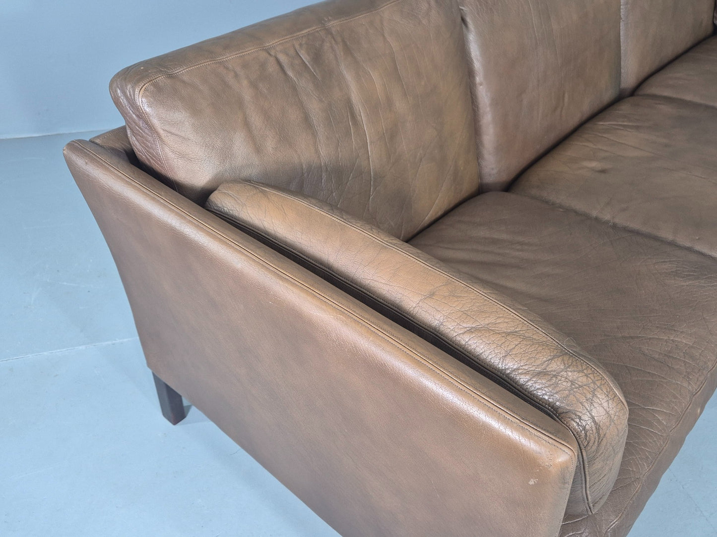 Vintage Thams 3 seater Sofa 1970s Denmark Leather Upholstery Retro MCM EB12446