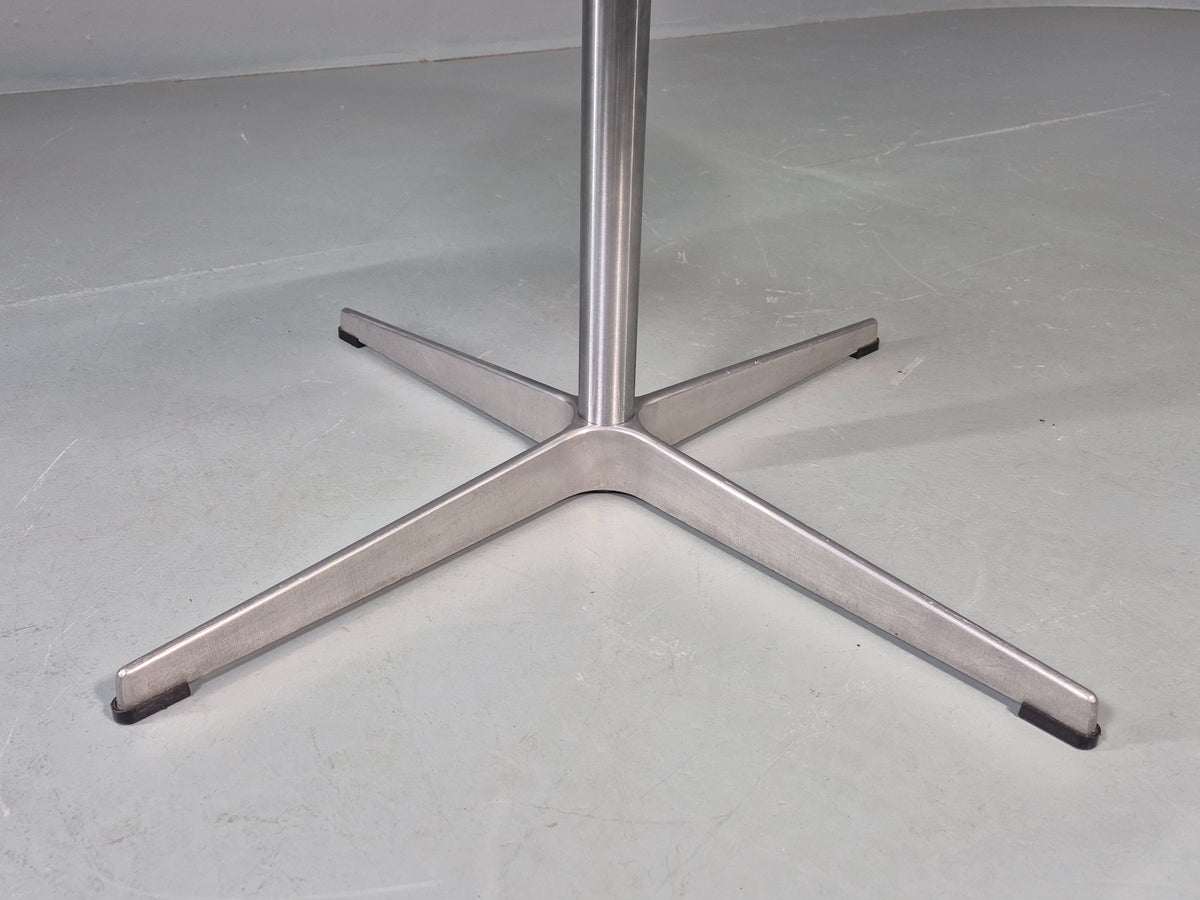 Vintage Fritz Hansen Circular Occasional Table Arne Jacobsen Design EB13004