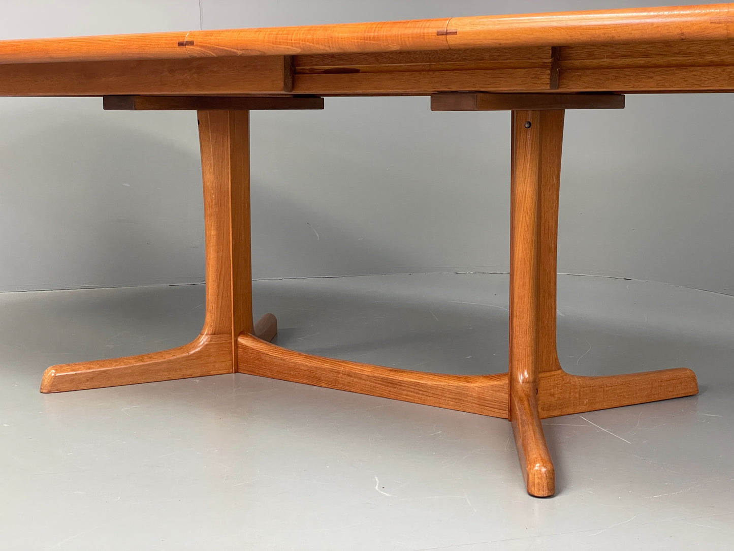 Vintage Teak Dining Table Dyrlund Extending Danish Teak EB12059