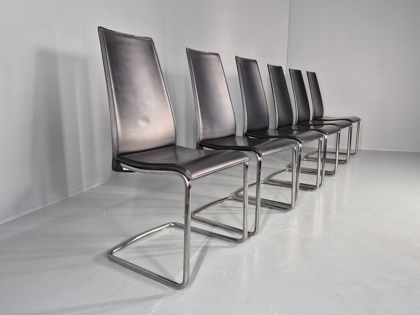 6 Vintage Calligaris Swing Chairs Black Leather and Chrome Modern Design EB12538
