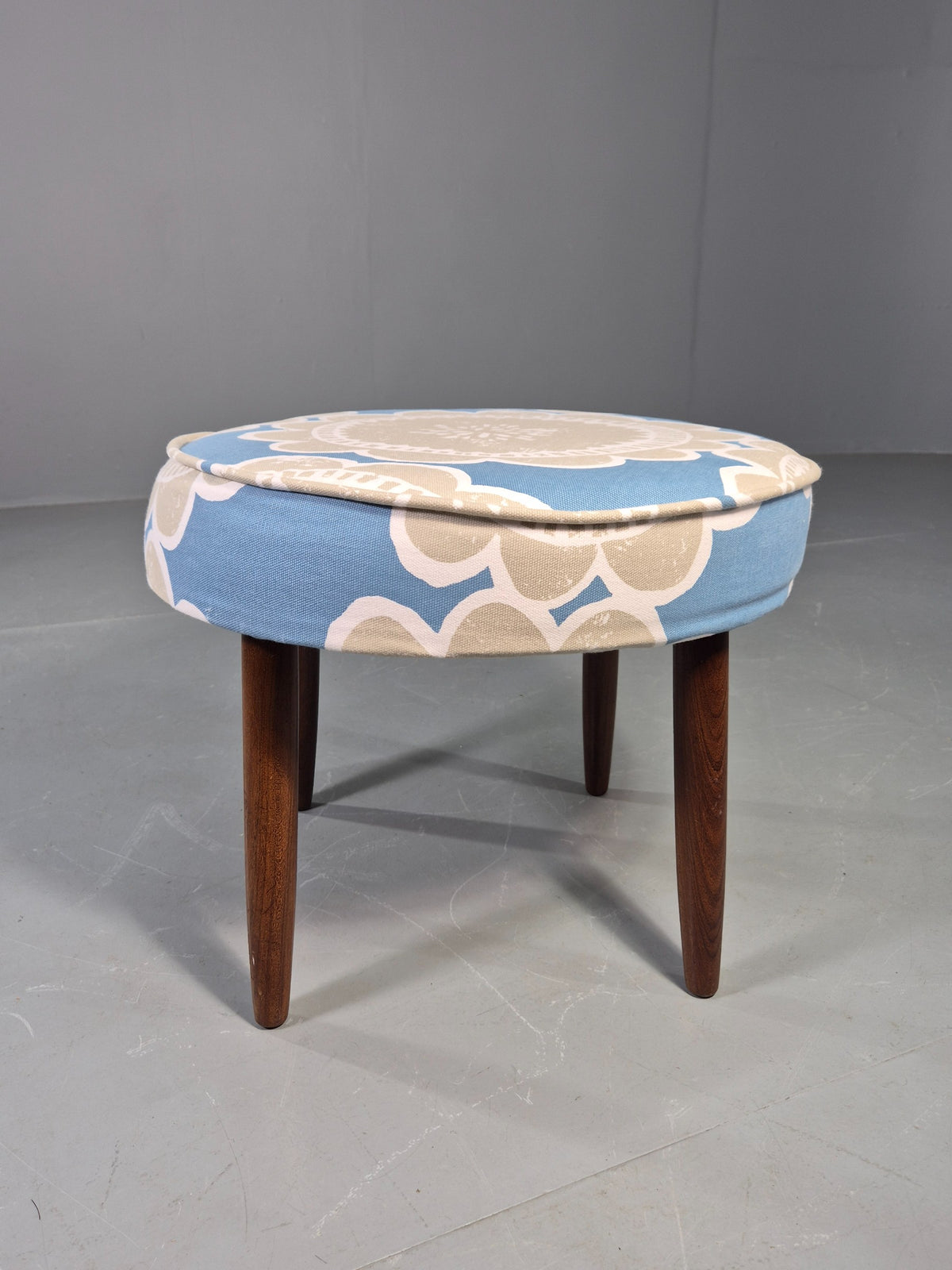 Vintage Danish 1960s Footstool with Floral Cotton Print Cover Retro MCM EB12786