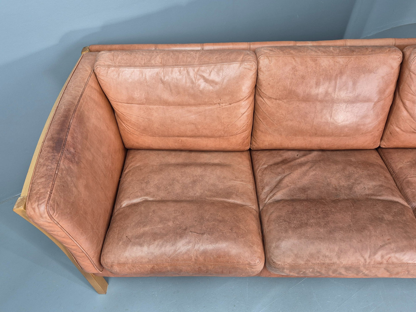 Vintage 3 Seater Sofa Tan Leather Stouby Style 1980s Retro MCM EB10104